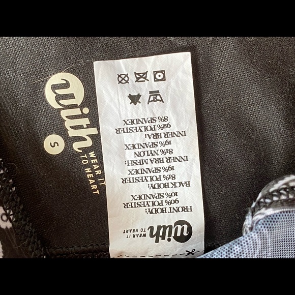 Ladies Bandana Print Sports Bra, Small - Picture 4 of 4